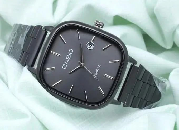 ساعة كاجوال كلاسيكية